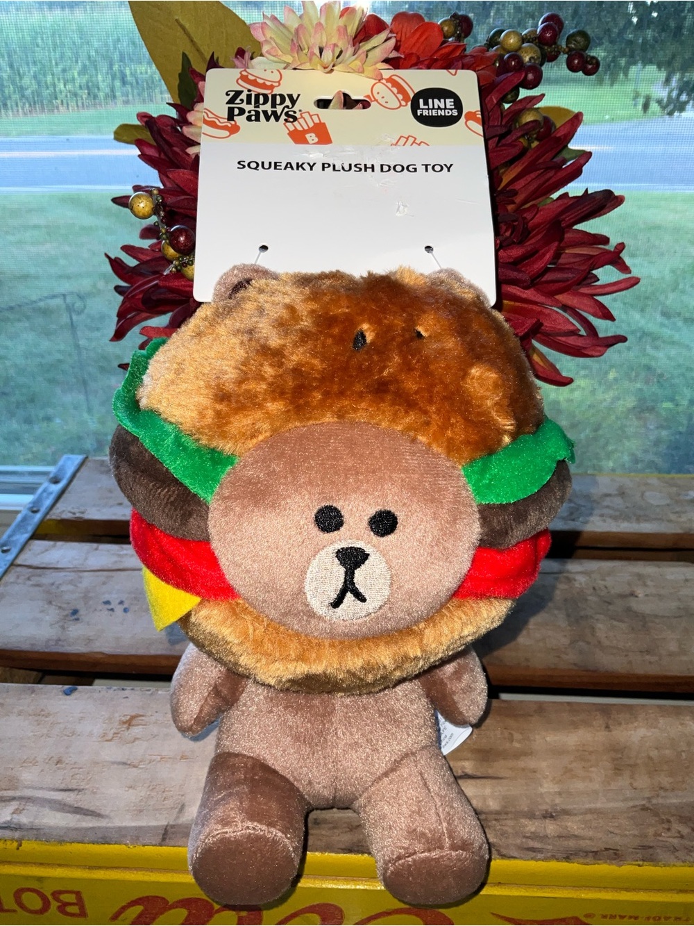 ZIPPYPAWS - BROWN PLUSH - BURGER TIME DOG TOY -NEW - Picture 6 of 7